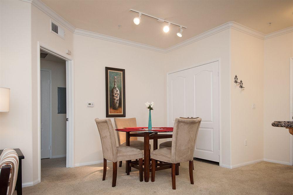 Sunshine Suites At The Piero Los Angeles Buitenkant foto