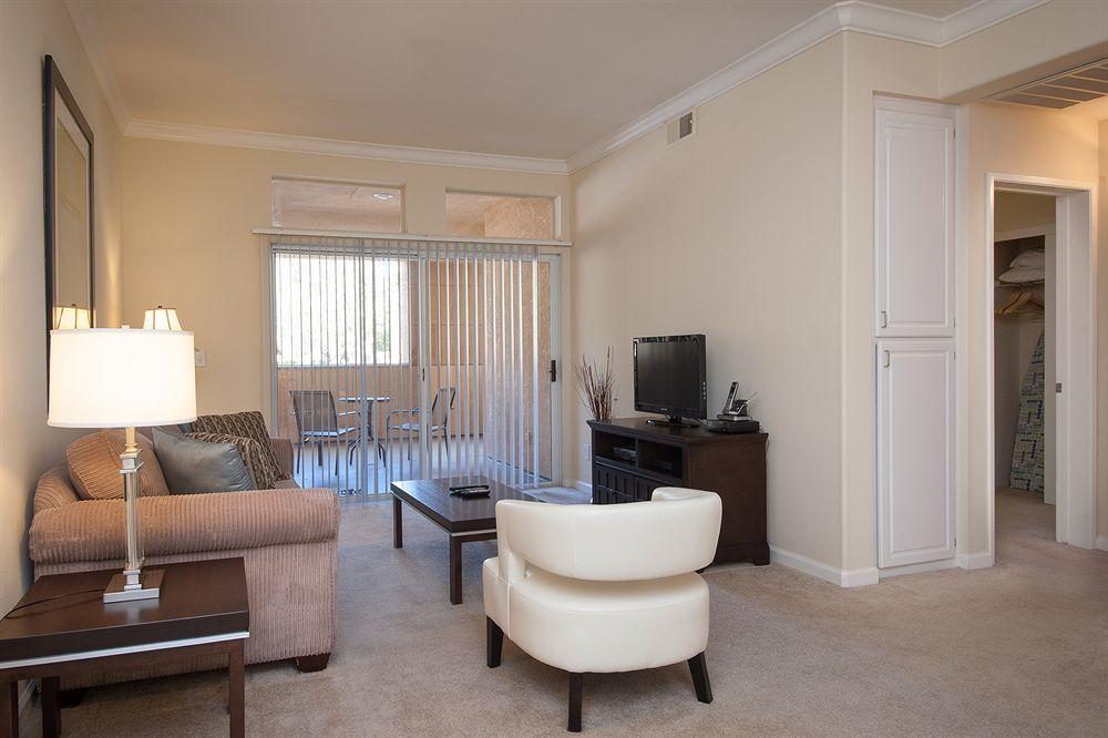 Sunshine Suites At The Piero Los Angeles Buitenkant foto