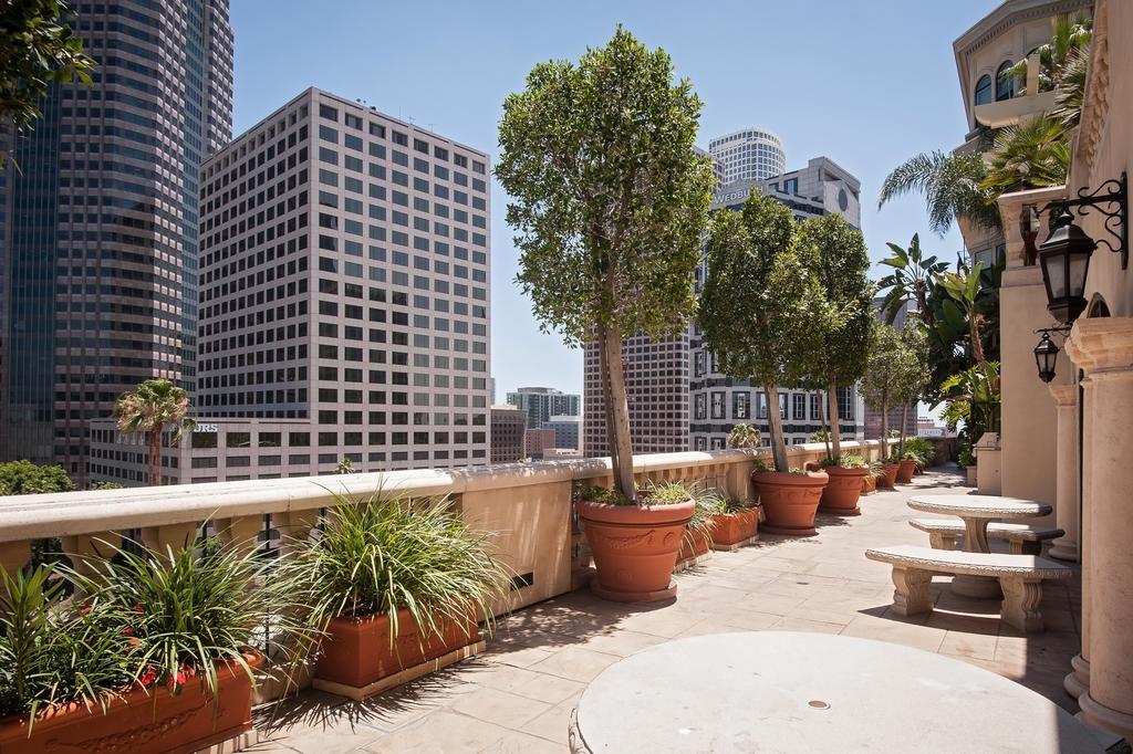Sunshine Suites At The Piero Los Angeles Buitenkant foto